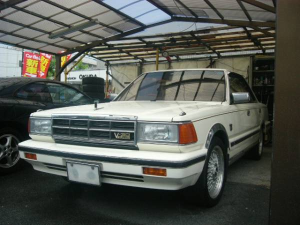 Nissan Cedric VIP