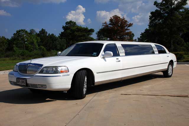 Lincoln Towncar Limo