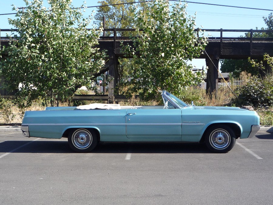 Oldsmobile Dynamic 88 convertible