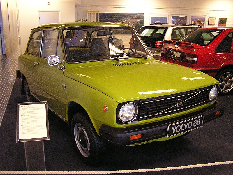 Volvo PV652 sedan