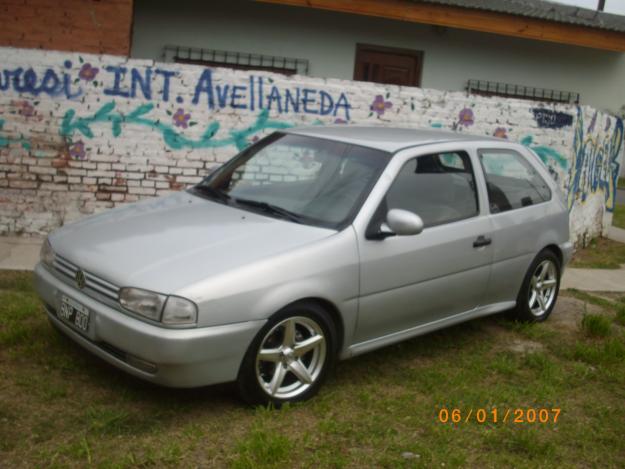 Volkswagen Gol GLi