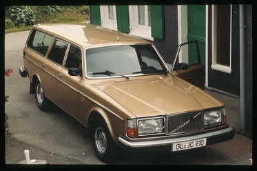 Volvo 265