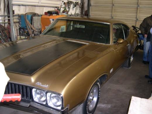 Oldsmobile Cutless