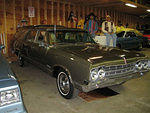 Oldsmobile Cutlass Vista Cruiser wagon