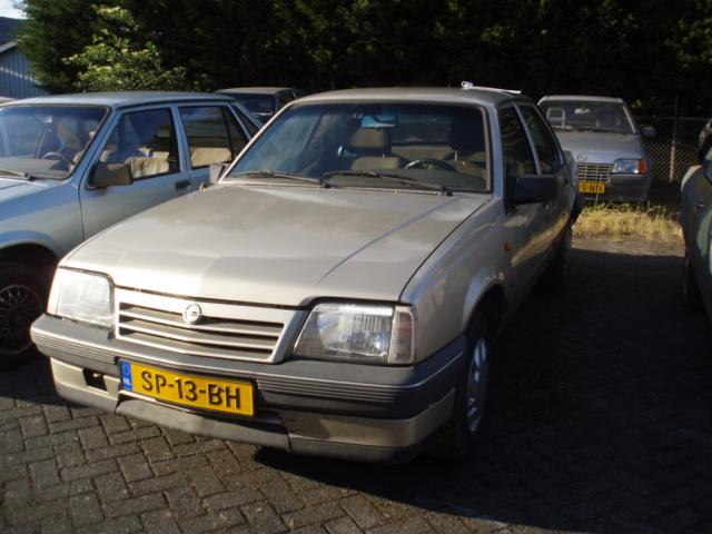 Opel Ascona S