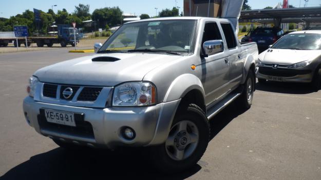 Nissan Terrano AXS 30 Di Crew Cab 4x4
