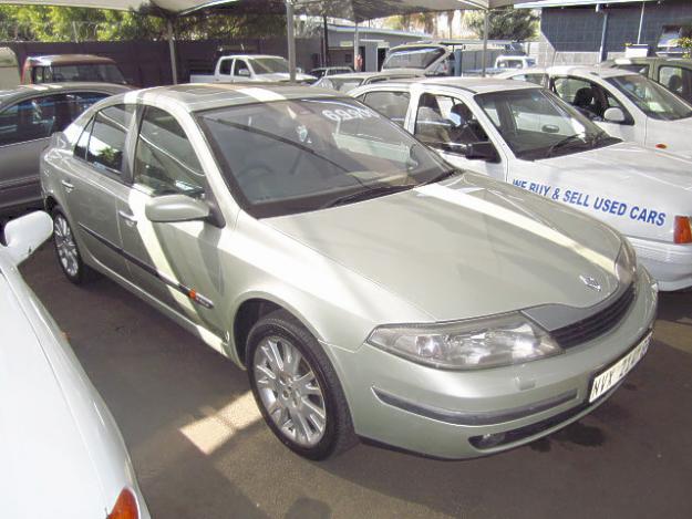 Renault Laguna 30