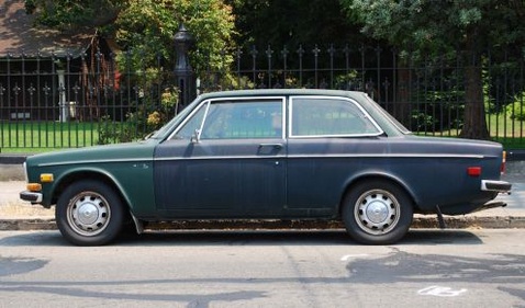 Volvo 142S