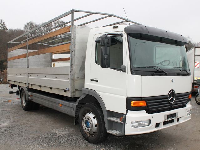 Mercedes-Benz Atego 1523