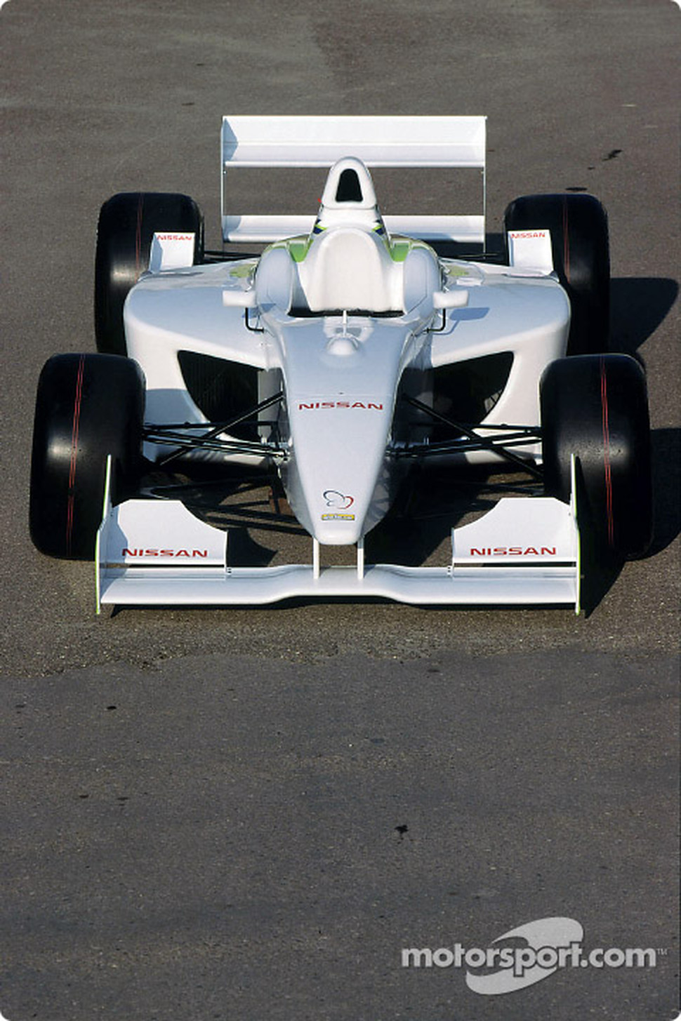 Nissan Dallara