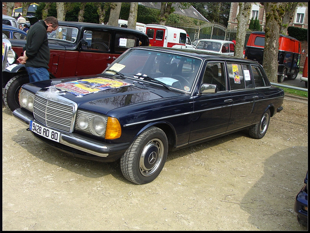 Mercedes-Benz 300 D Limousine