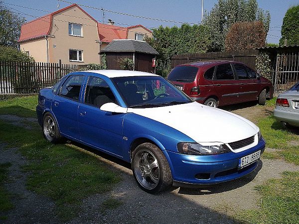 Opel Vectra 18 16V