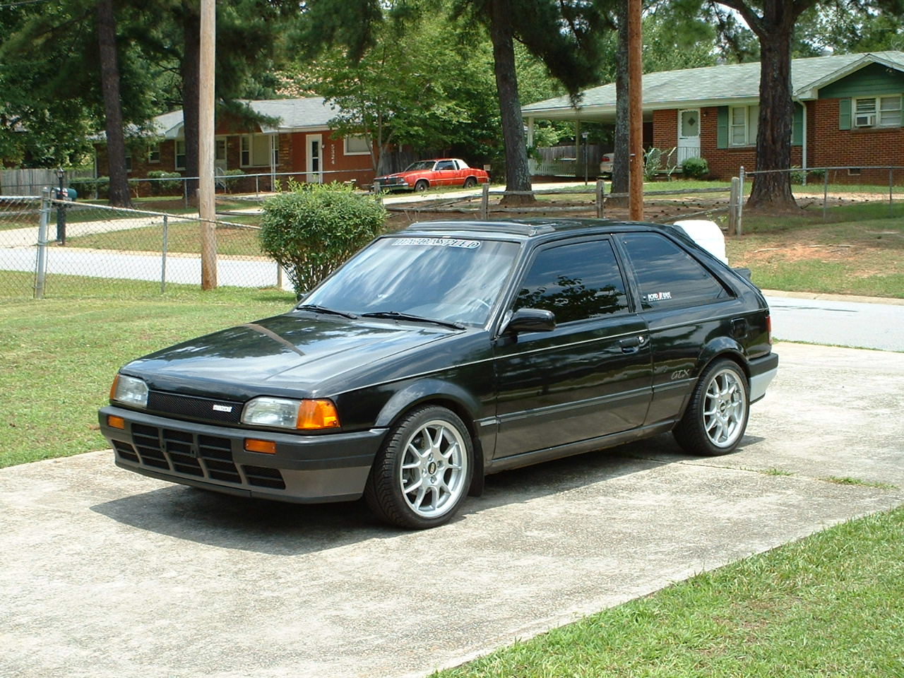 Mazda 323 Limited 15