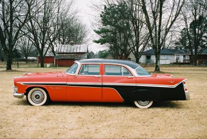 De Soto Deluxe Sedan