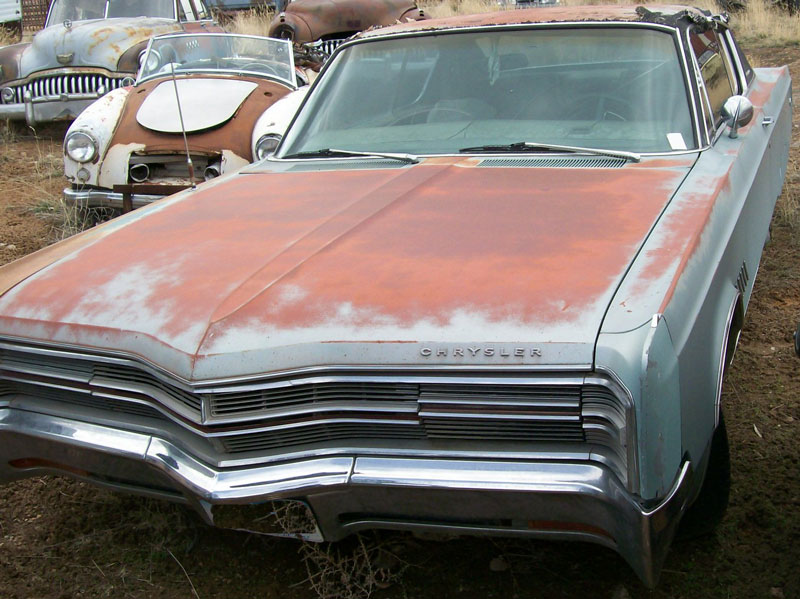 Chrysler New Yorker Brougham HT sedan