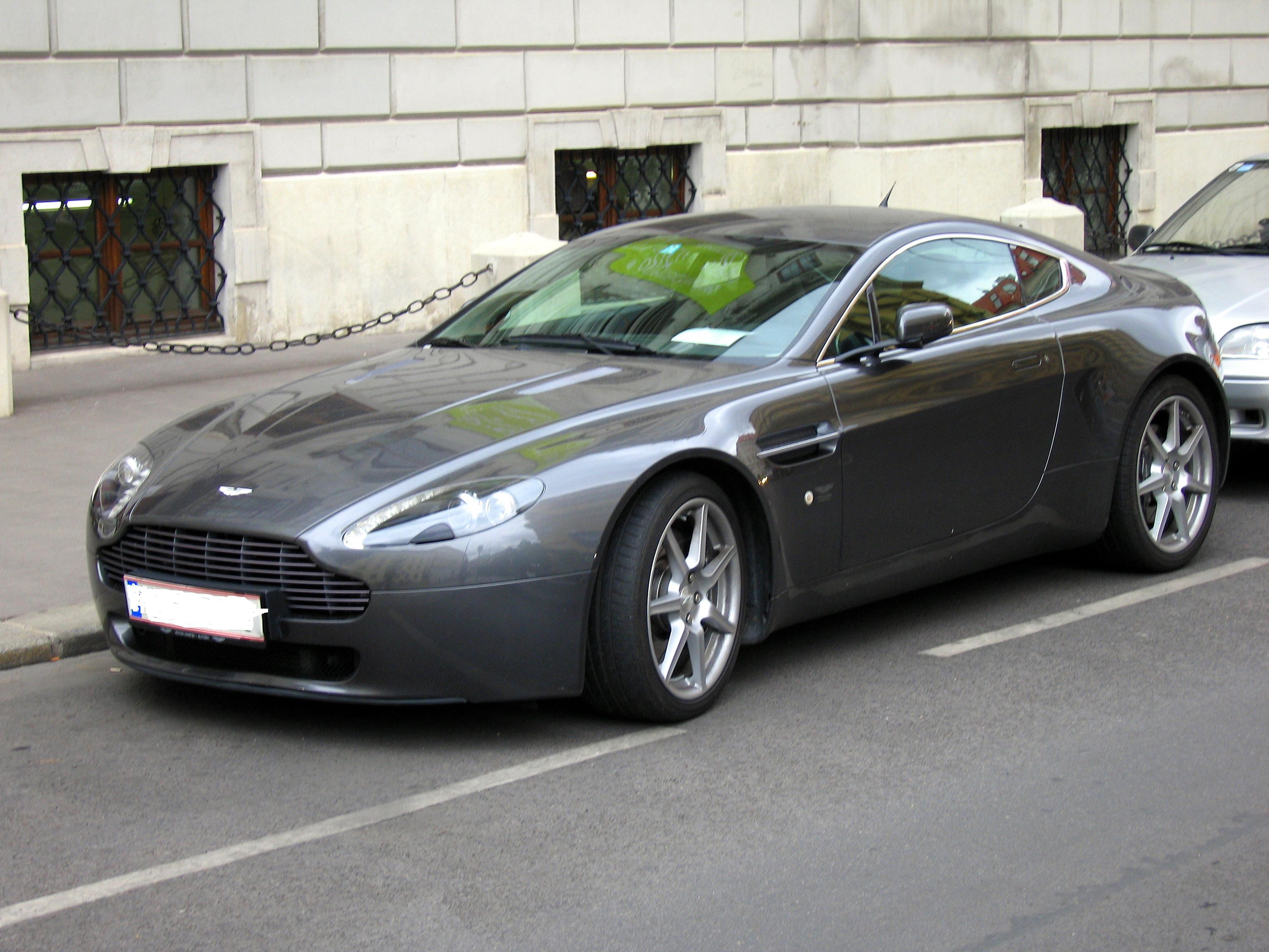 Aston Martin V8 Vantage