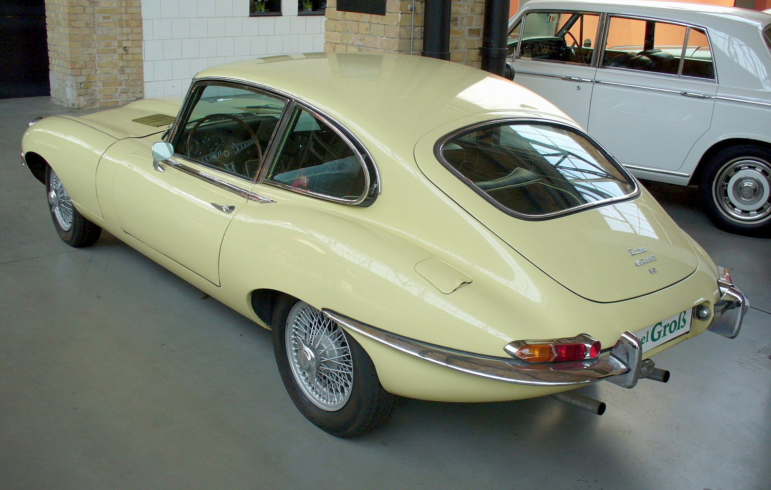 Jaguar E-type coupe