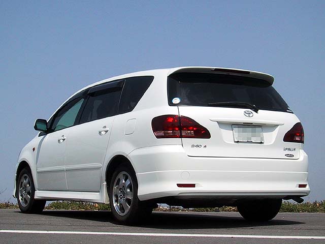 Toyota Ipsum 240i