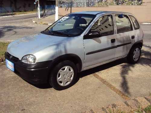 Chevrolet Corsa Wind 10