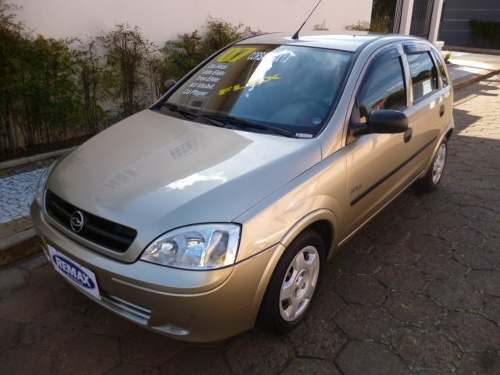 Chevrolet Corsa Maxx 18