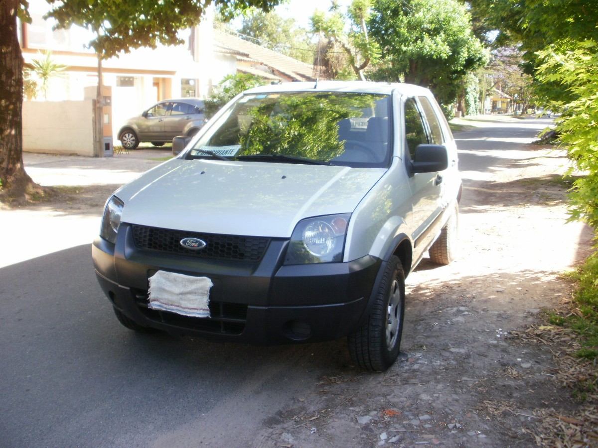 Ford Ecosport XLS 16