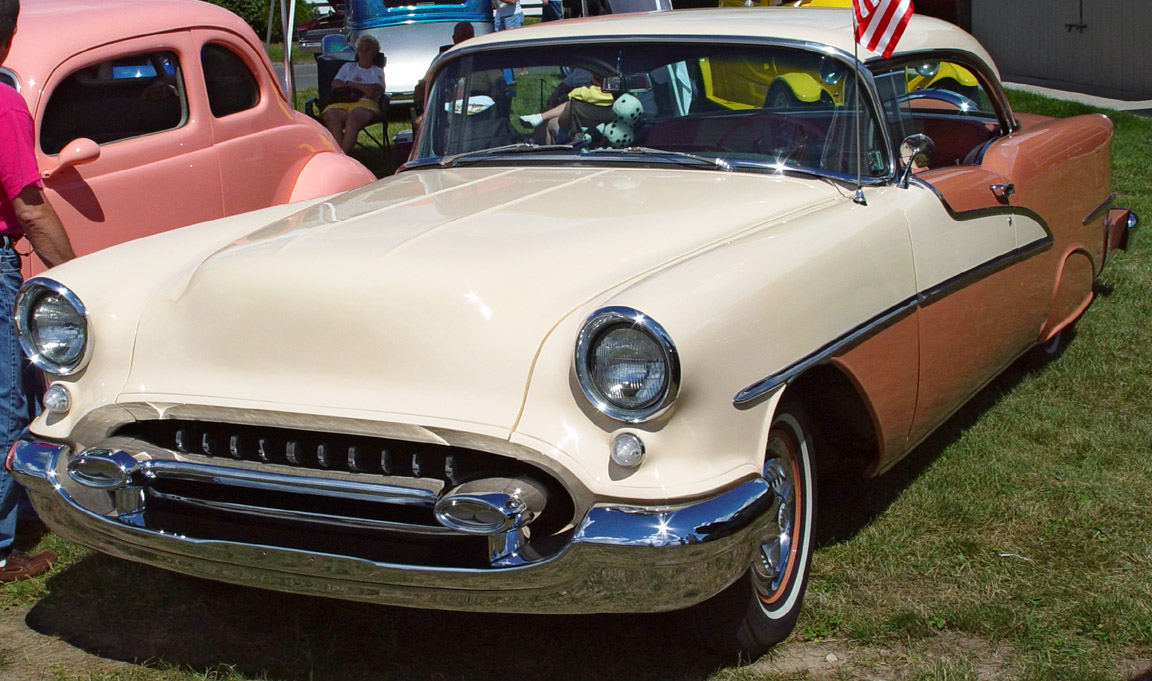 Oldsmobile 98 Holiday