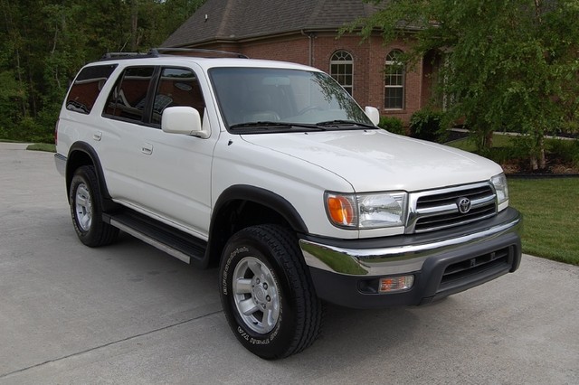 Toyota 4Runner SR5 v6