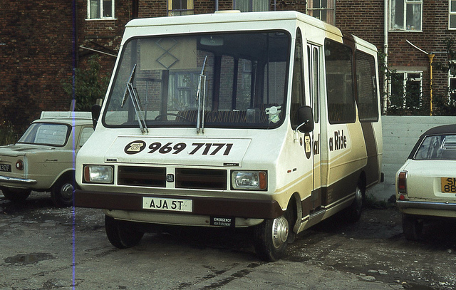 Bedford D5