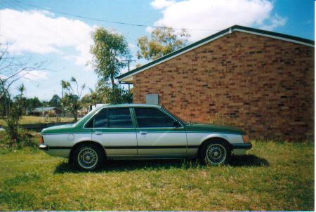 Holden Commodore SLX VH