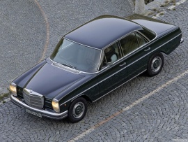 Mercedes-Benz E-klasse W114115