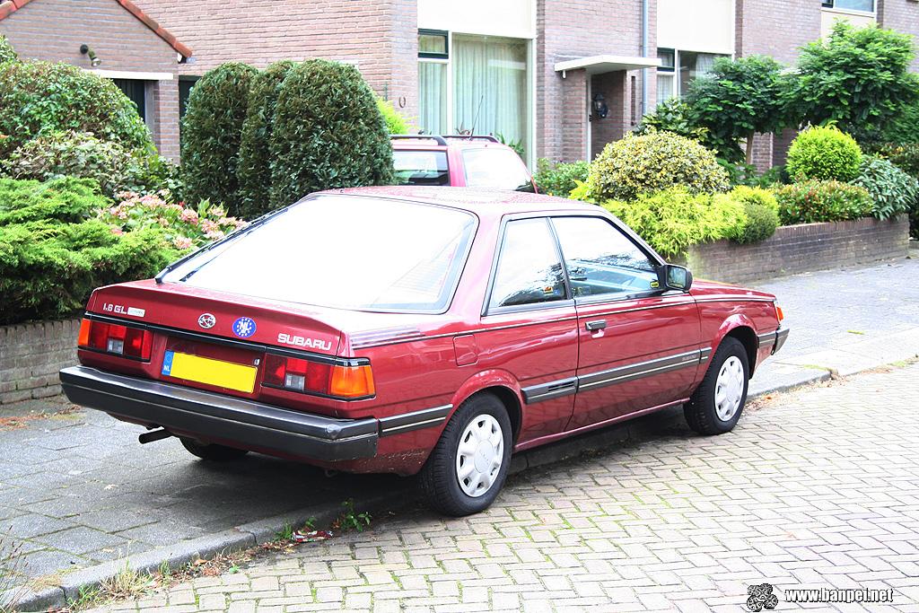 Subaru Leone