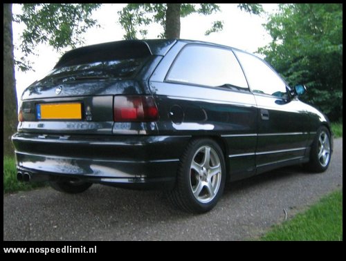 Opel Astra 18 16V