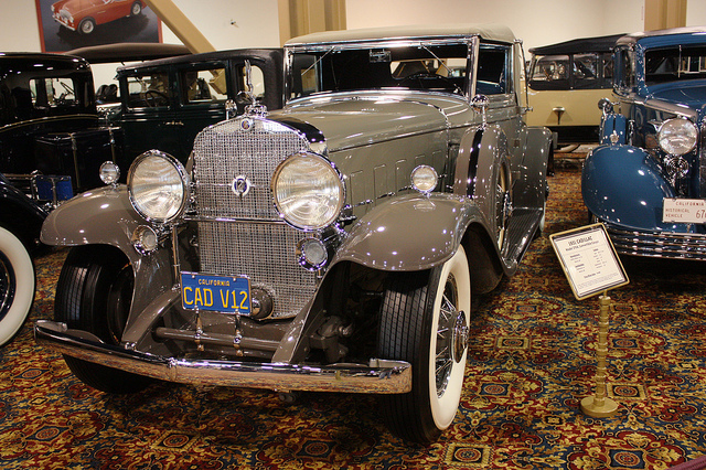 Cadillac Model 370A coupe