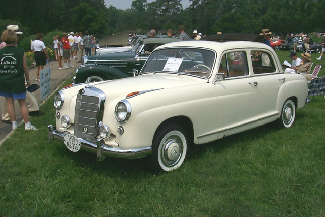 Mercedes-Benz 219