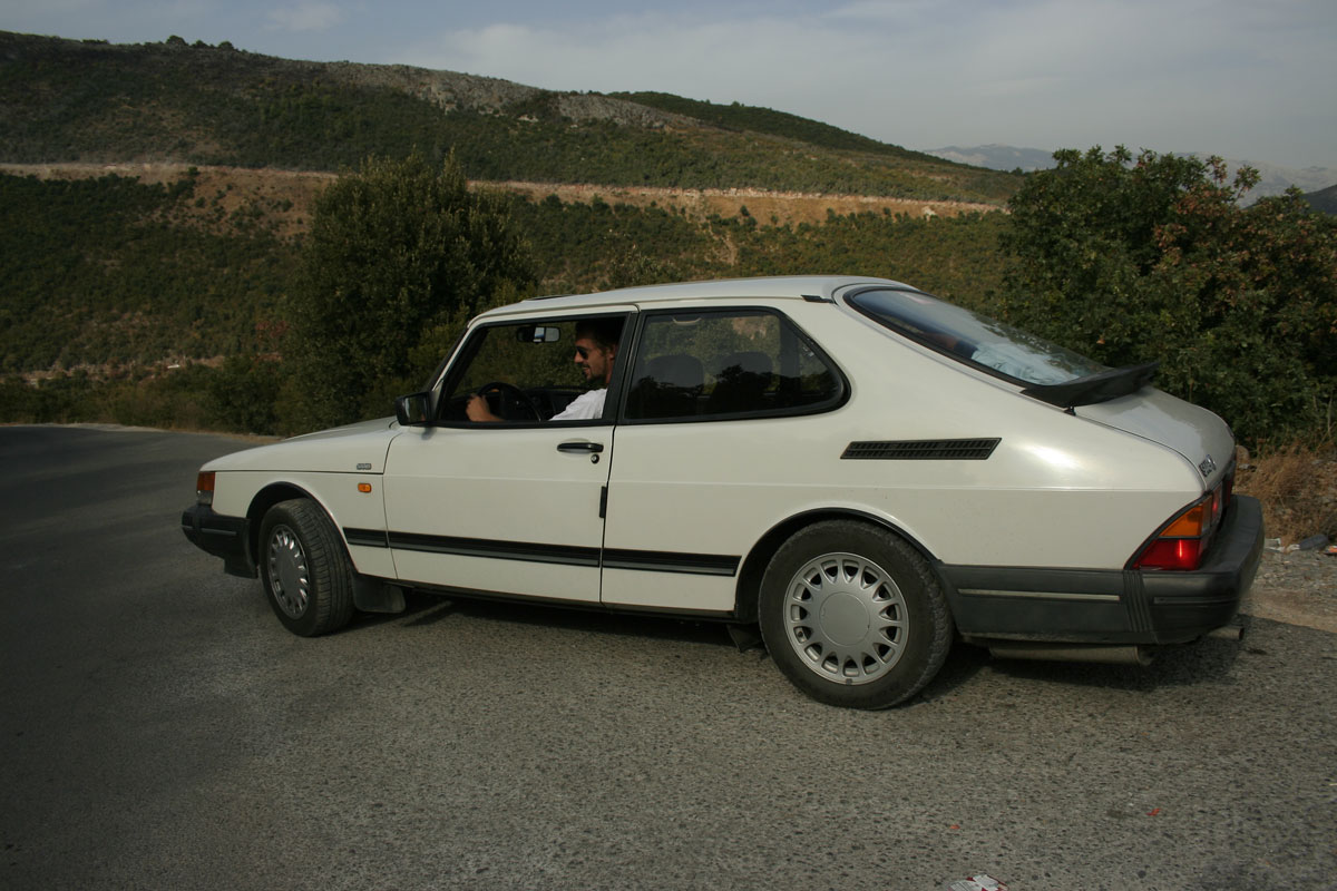 Saab 900 i 16v