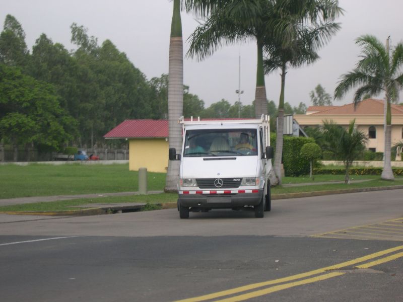 Mercedes-Benz Sprinter 412B Mercedes-Benz Sprinter 412B