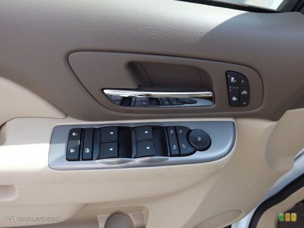 Chevrolet Suburban LT 4X4