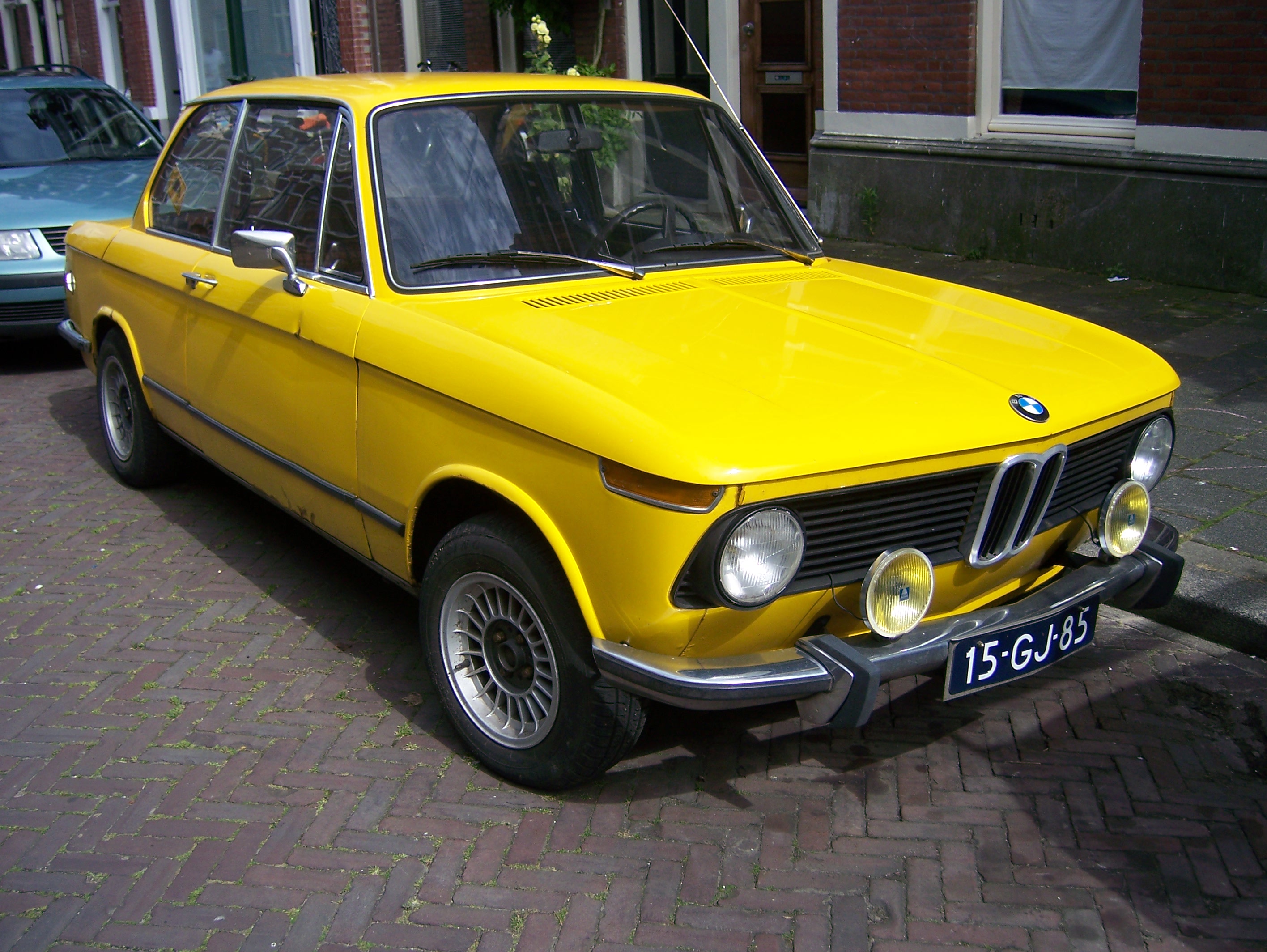 BMW 1502