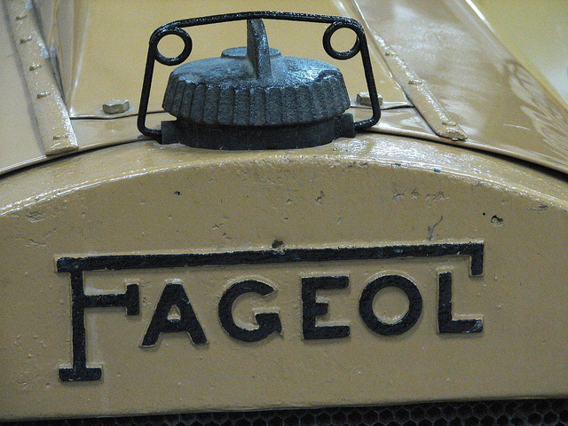 Fageol Model 9-12 Gas Tractor