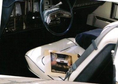 Lincoln Continental mark V Bill Blass edition