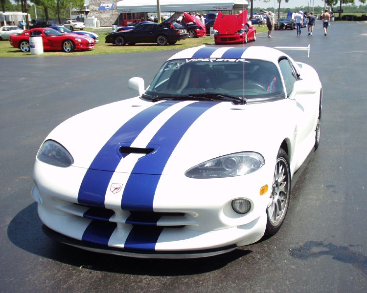 Dodge Viper GTS-R