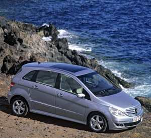 Mercedes-Benz B 200