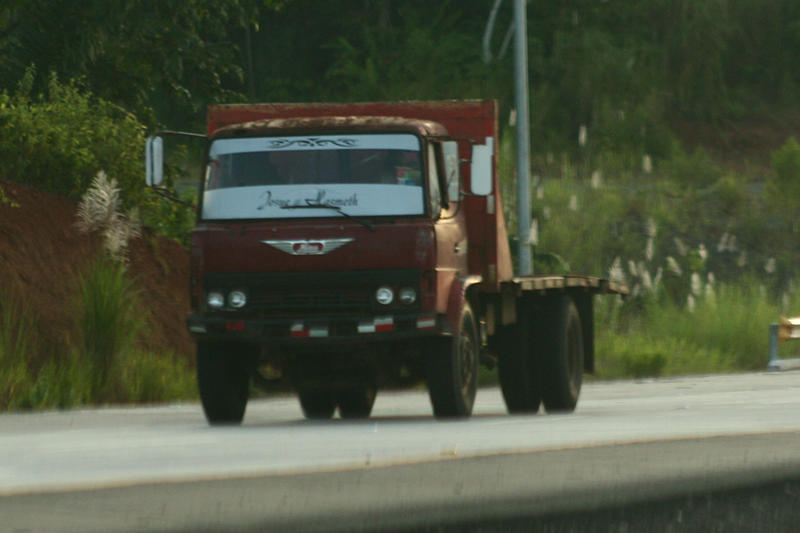 Hino 700 SS 2842