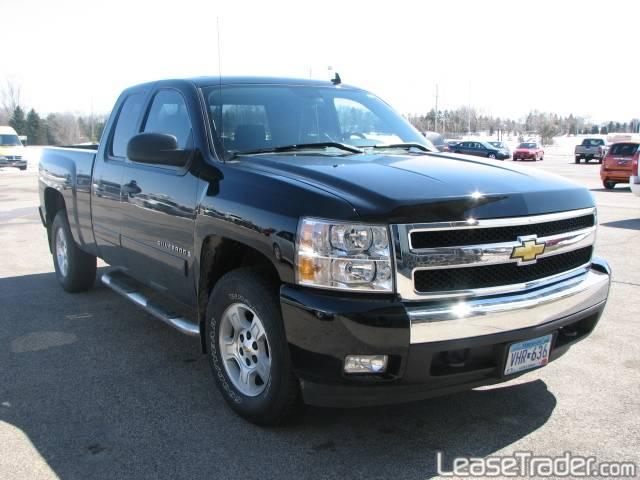 Chevrolet Silverado LT Sidestep