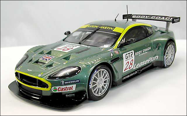 Aston Martin DBR9