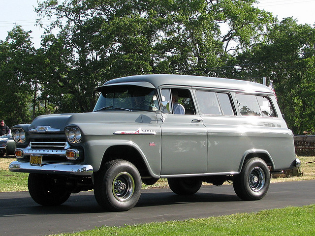 Chevrolet Napco Suburban Carryall