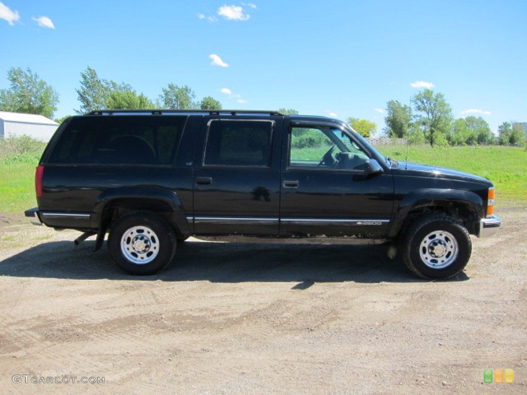 Chevrolet Suburban K2500