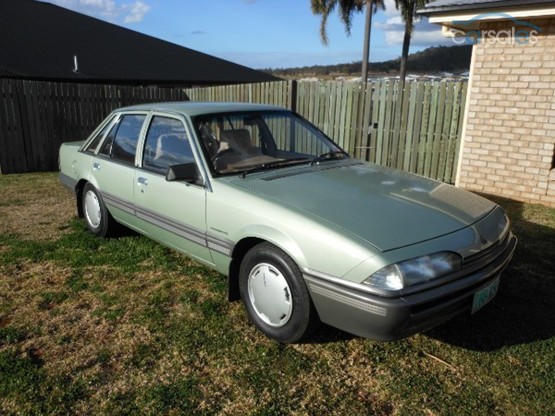 Holden Commodore Executive SL VL