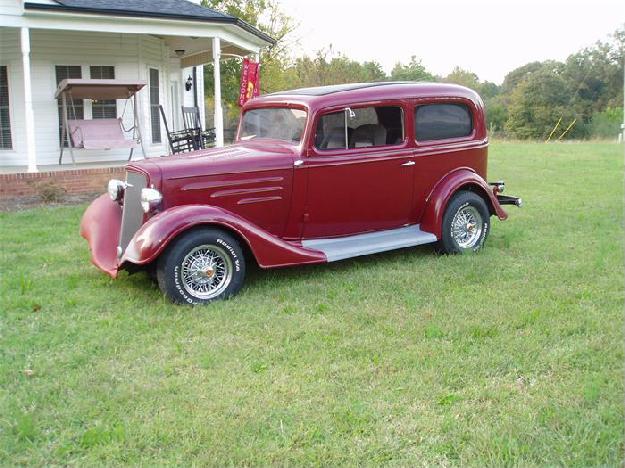 Chevrolet 2 dr sedan