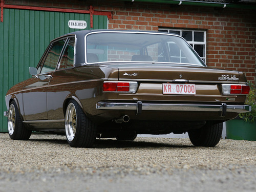 Audi 100 LS